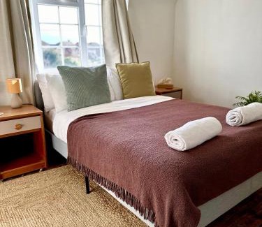 Cooden House | Cooden Cottage