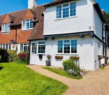 Cooden House | Cooden Cottage