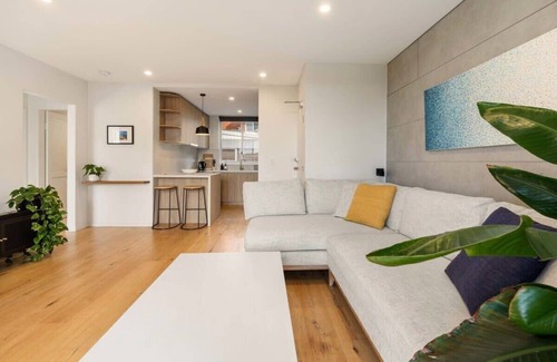 Randwick Apartment | Coogee Beach Cosy Home