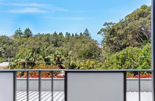 Macmasters Beach House | Cooinda by Coast Hosting