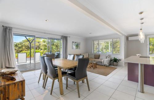 Macmasters Beach House | Cooinda by Coast Hosting