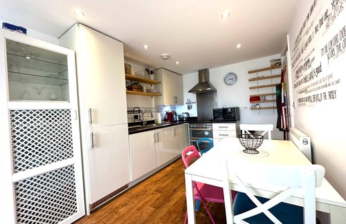Dalston Apartment | Cool 2 bedroom flat in Dalston