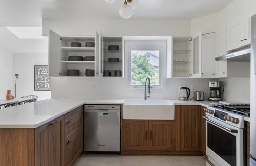 Lincolnia House | Cool Alexandria West 3BR, near Golf & Restaurants, by Blueground