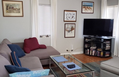 Miller Beach House | Cool Beach House - new & improved - 3bd-2 ba