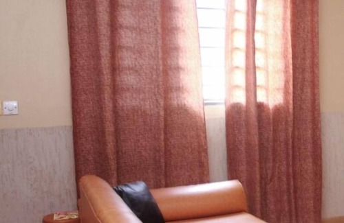 Tema Bed & Breakfast | Cool bed & breakfast with AC in Ashiaman Kubekro No 7