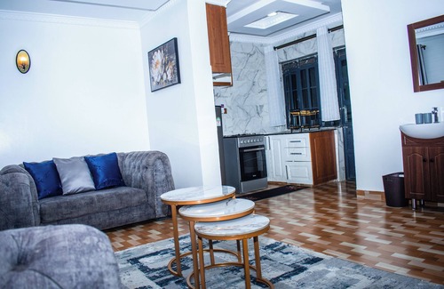 Kisumu Apartment | Cool Breeze Penthouse: Where Safe, Clean Comfort Meets Convenience