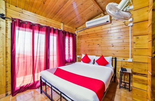 Anjuna House | Cool & Classic Sea View Beach Resort,Goa