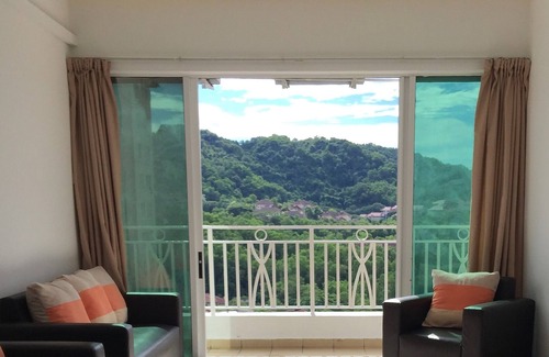 Kota Kinabalu Apartment | Cool & Comfy - 3 Bedroom