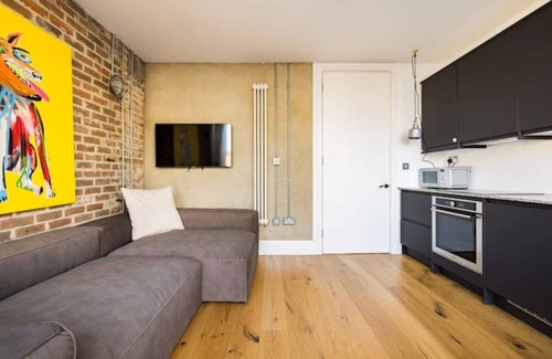 Weavers Apartment | Cool Loft .