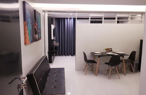Olympia Apartment | Cool Off Elegant Condotel
