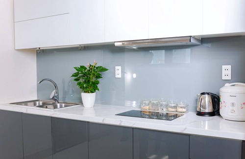Son Tra Hotel | COOL PENTHOUSE AT ARIEL, NICE GARDEN, BEACH AREA, with BREAKFAST