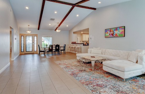 Rancho Oakey House | Cool Retreat with Pool and Hot Tub, Just 10 Minutes from the Strip!