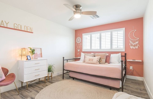 Papago Parkway House | Cool Vibes Near Old Town Scottsdale & ASU