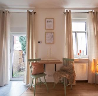Worms Apartment | Coole Altbau-WE 1-ZKB Terrasse Worms Zentrum