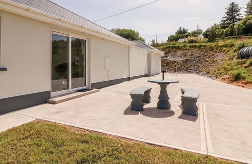 Kilnabrack Upper House | COOLNAHARRAGILL LOWER, family friendly in Glenbeigh, County Kerry