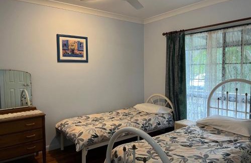 Rainbow Beach House | Cooloola Cottage Rainbow Beach