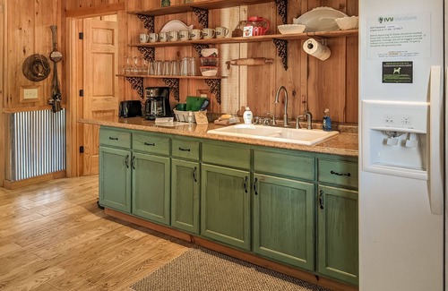 Mountain View House | Coolwater Comfort ~ on the White River