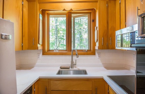 Chester Cottage | Cooperage Cottage - Peaceful & Family Friendly, Oceanfront