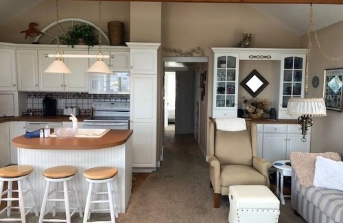 Knox County Cabin | COOPERS BEACH COTTAGE - Town of Owls Head