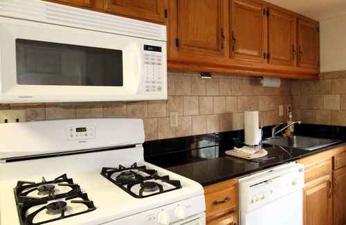 Oneonta Apartment | Cooperstown Baseball Rentals - 3rd Baseman