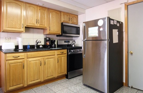 Oneonta Apartment | Cooperstown Baseball Rentals - Elm-Triple Play #2L