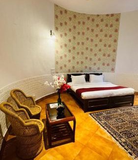 Katakeri Rural Hotel | Coorg Heritage Hill View Resort