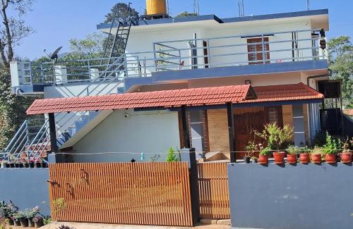 Madikeri House | Coorg Teakwood Treasure Homestay