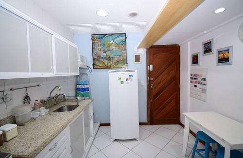 Copacabana Apartment | Copacabana Sea – Beach & Leisure - Sleeps 5