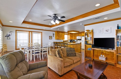 Rockport House | Copano Bay Sunset - LOCATION! LOCATION! LOCATION!