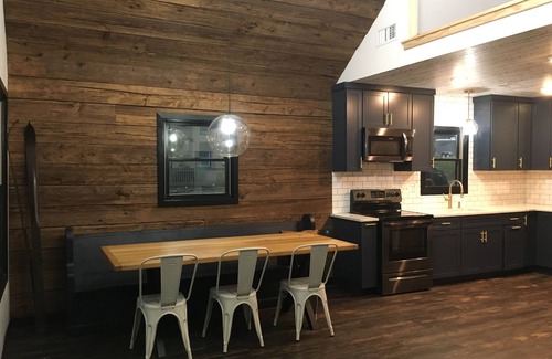 Lake Harmony Estates Cabin | Copper Cabin at Lake Harmony! Lake, private beach, hike, dine, bars & More.