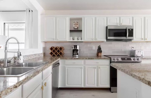 Queen Creek House | Copper Cactus House: Upscale Oasis with Pool & Spa