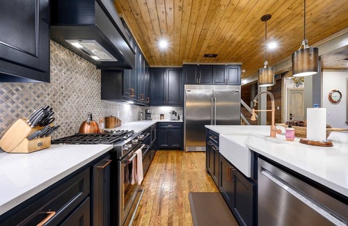 Broken Bow Cabin | Copper Leaf Lodge – 4BR Luxury Cabin w/Pool, Fishing, Sleeps 12