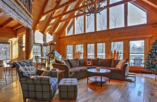 Gleason Cabin | 'Copper Lodge' - Gorgeous Gleason Cabin w/ Deck!