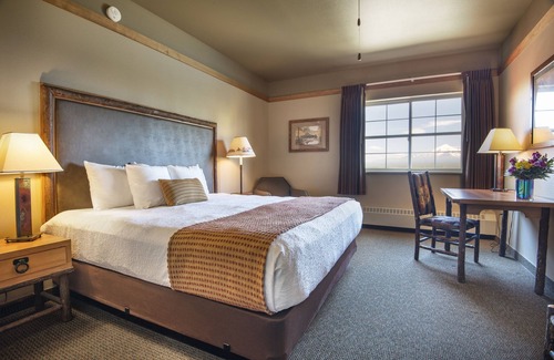 Copper Center Cabin | Copper River Princess Wilderness Lodge
