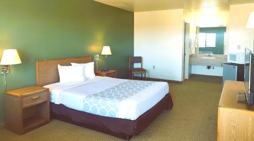 Pomerene Hotel | Copper Stay Inn - Rodeway Inn Benson AZ I-10 Exit 304