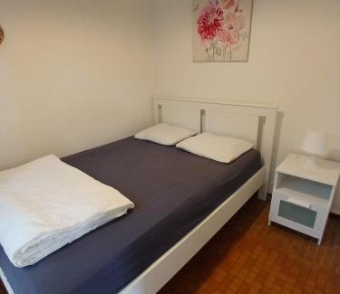 Waulsort House | Coquelicot