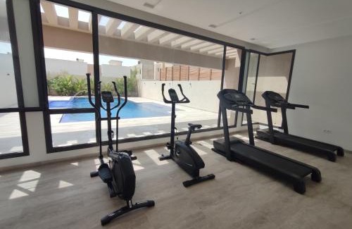El Bassatine Apartment | Coquet appartement avec piscine à 10min de l'aéroport Tunis - family only