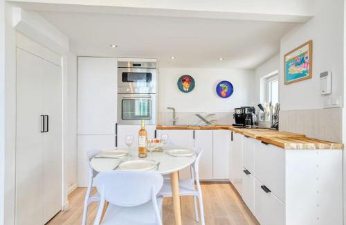 Roucas-Blanc Apartment | Coquet appartement en bord de mer et corniche