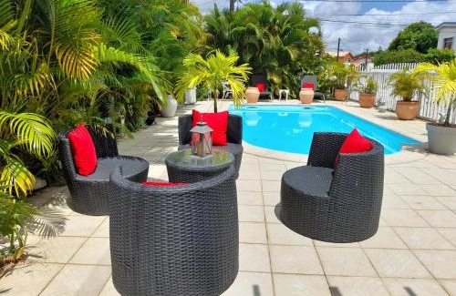 Le Lamentin Apartment | COQUET F2 CLIMATISE AVEC PISCINE AU LAMENTIN