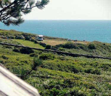 Plogoff House | Coquet Nid douillet .Slow Life
