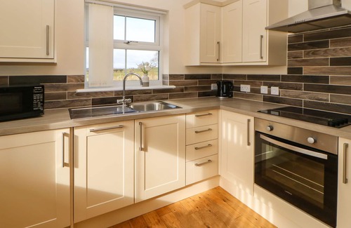 Longframlington Cottage | COQUET, pet friendly, with a garden in Longframlington
