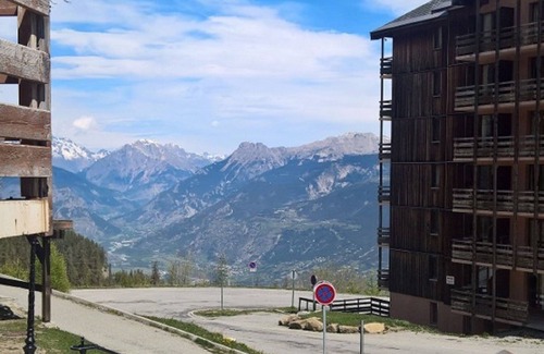 Risoul Apartment | COQUET STUDIO FEET OF THE TRACKS WELL EQUIPPED EXCEPTIONAL ! !