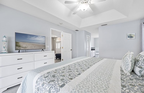 Palm Harbor House | Coquina Dreams | Pet Friendly, Screened-in Pool!