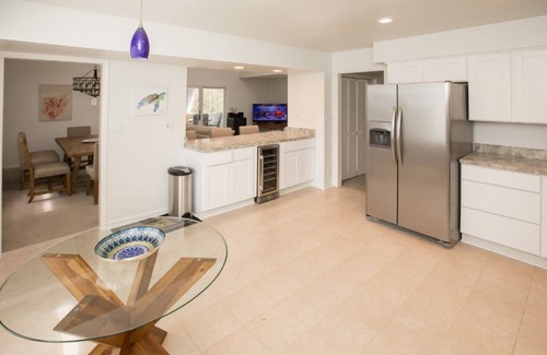 Northeast Virginia Beach House | Coral Beach House - North End VB