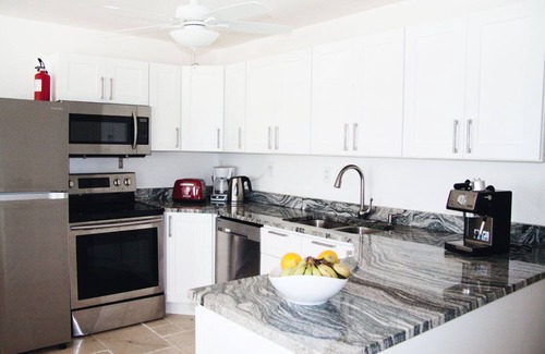 Port Howe Apartment | Coral Beachside - Private Beach Resort