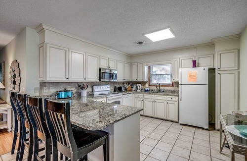 Ash House | Coral Breeze: 10BR/6Bath w/Private Pool & Hot Tub