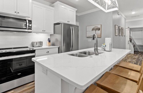 West Panama City Beach House | Coral Casita: West End PCB Cottage; Huge, Fenced Yard, Available Monthly