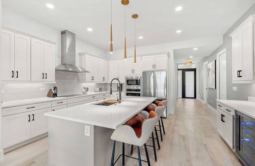 Melbourne Beach Condo | Coral Cove | NEW Beachfront Condo w Luxe Master, PVT Balcony & Upscale Amenities
