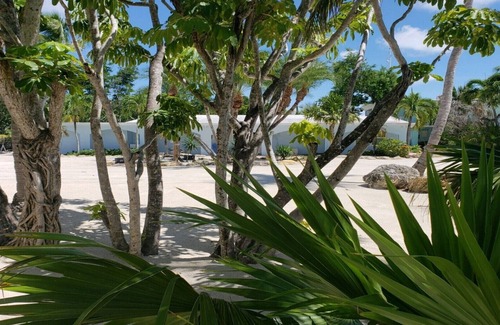 Coral Cove House | Coral Cove Resort - ‘A Fisherman’s Dream’