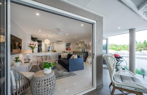 Palm Cove Apartment | Coral Horizons Ocean View Apartments